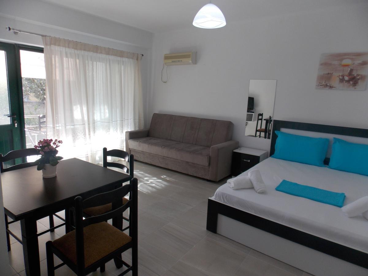 Elvin Apartments Sarandë Buitenkant foto