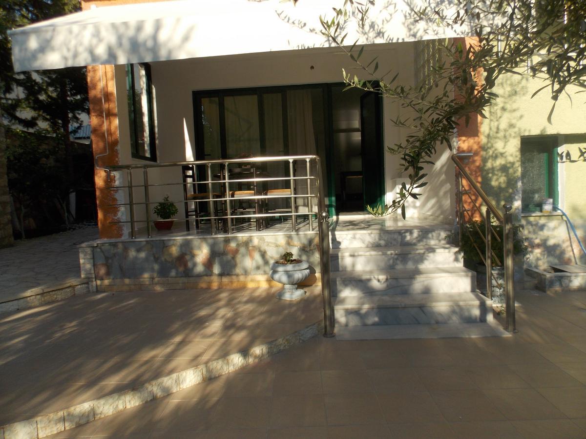 Elvin Apartments Sarandë Buitenkant foto