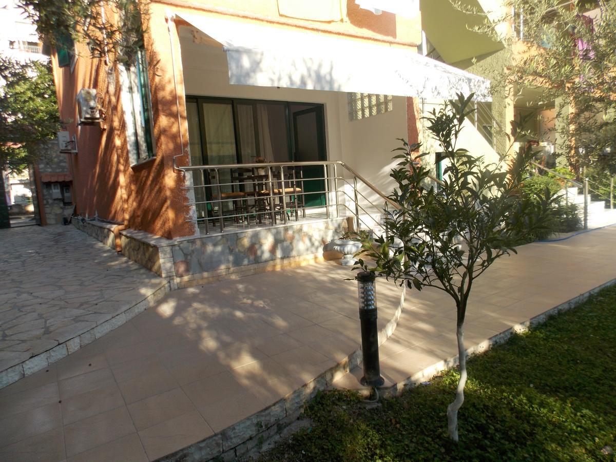 Elvin Apartments Sarandë Buitenkant foto